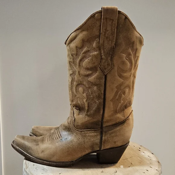 Corral Vintage Naham Distressed Western Boots 7.5 Tan Brown 👢 - Picture 2 of 7